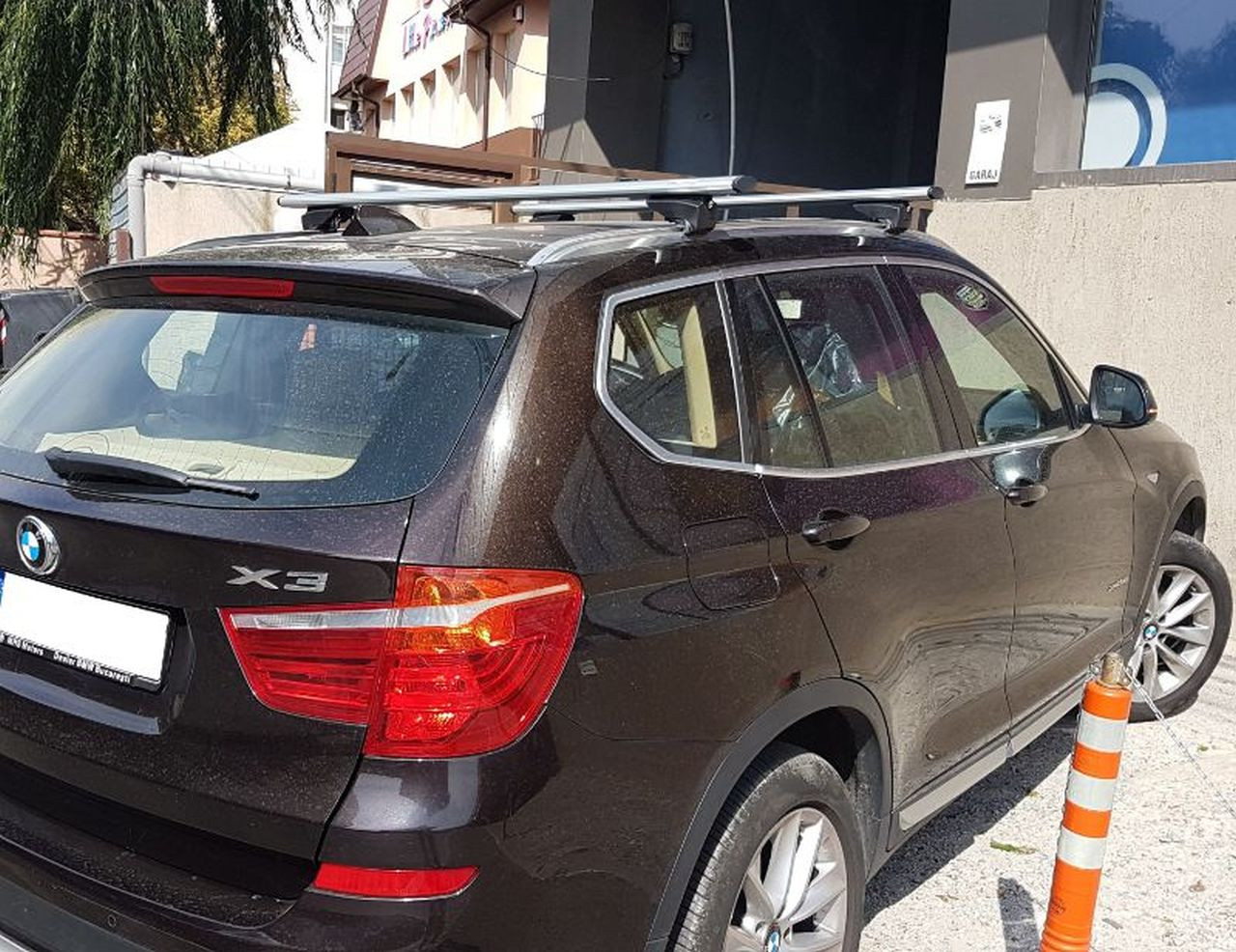 BMW X3 bare transversale Menabo Lince