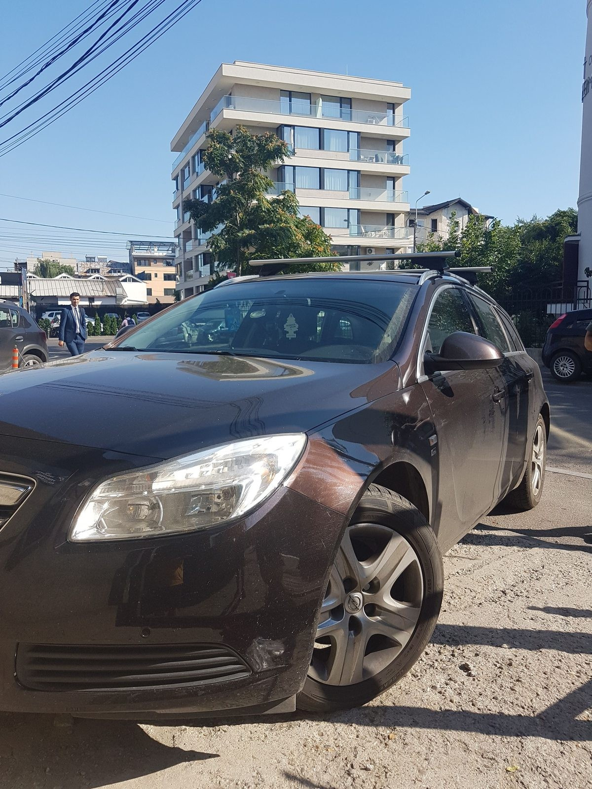 Opel Insignia bare transversale Menabo Leopard