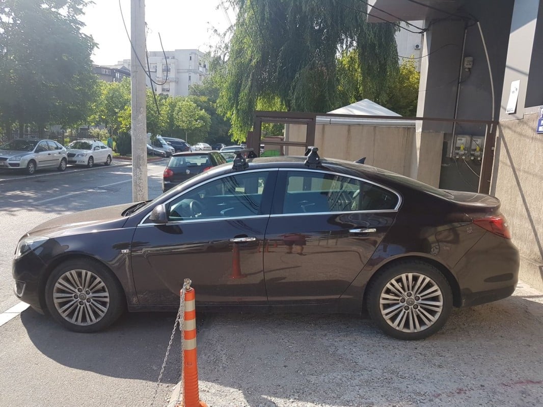 Opel Insignia bare transversale Menabo Tema