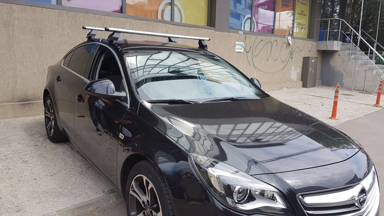 Opel Insignia bare transversale Menabo Tema