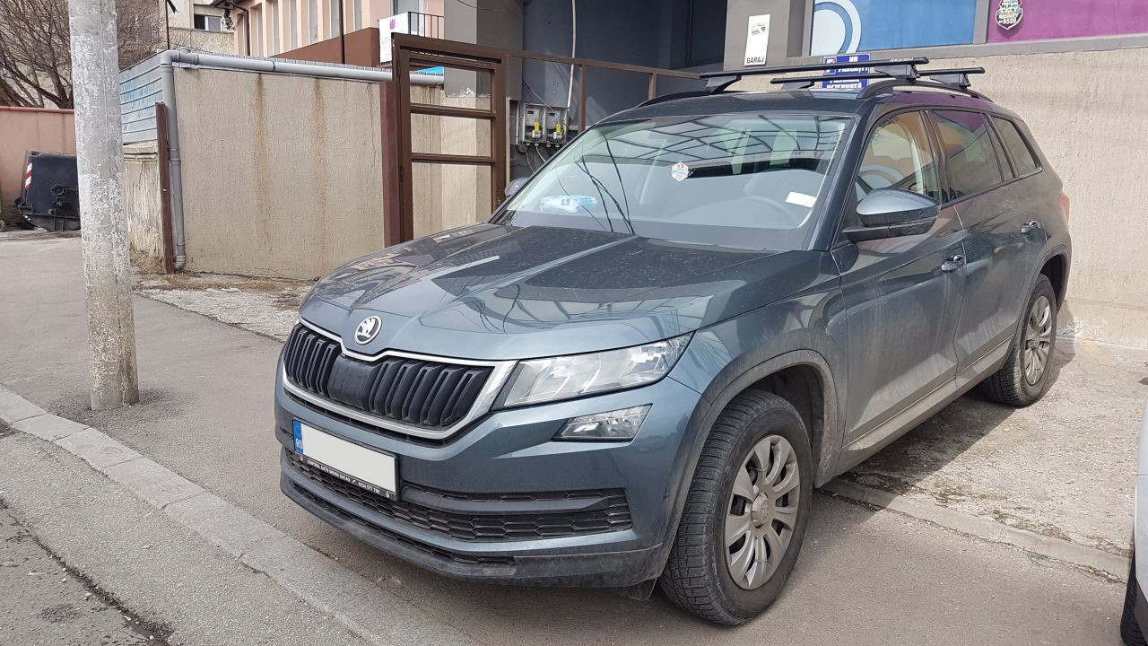 Skoda Kodiaq bare transversale Menabo Tiger Black
