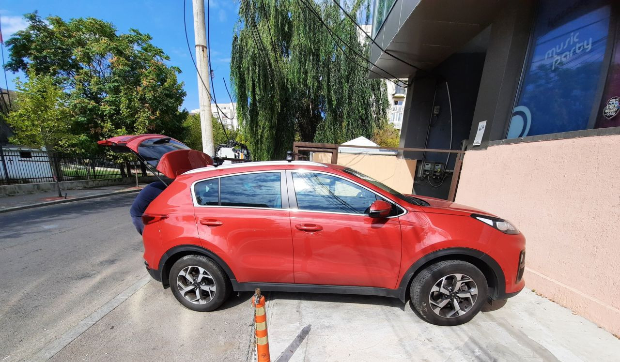 Kia Sportage bare transversale Menabo Tiger Black