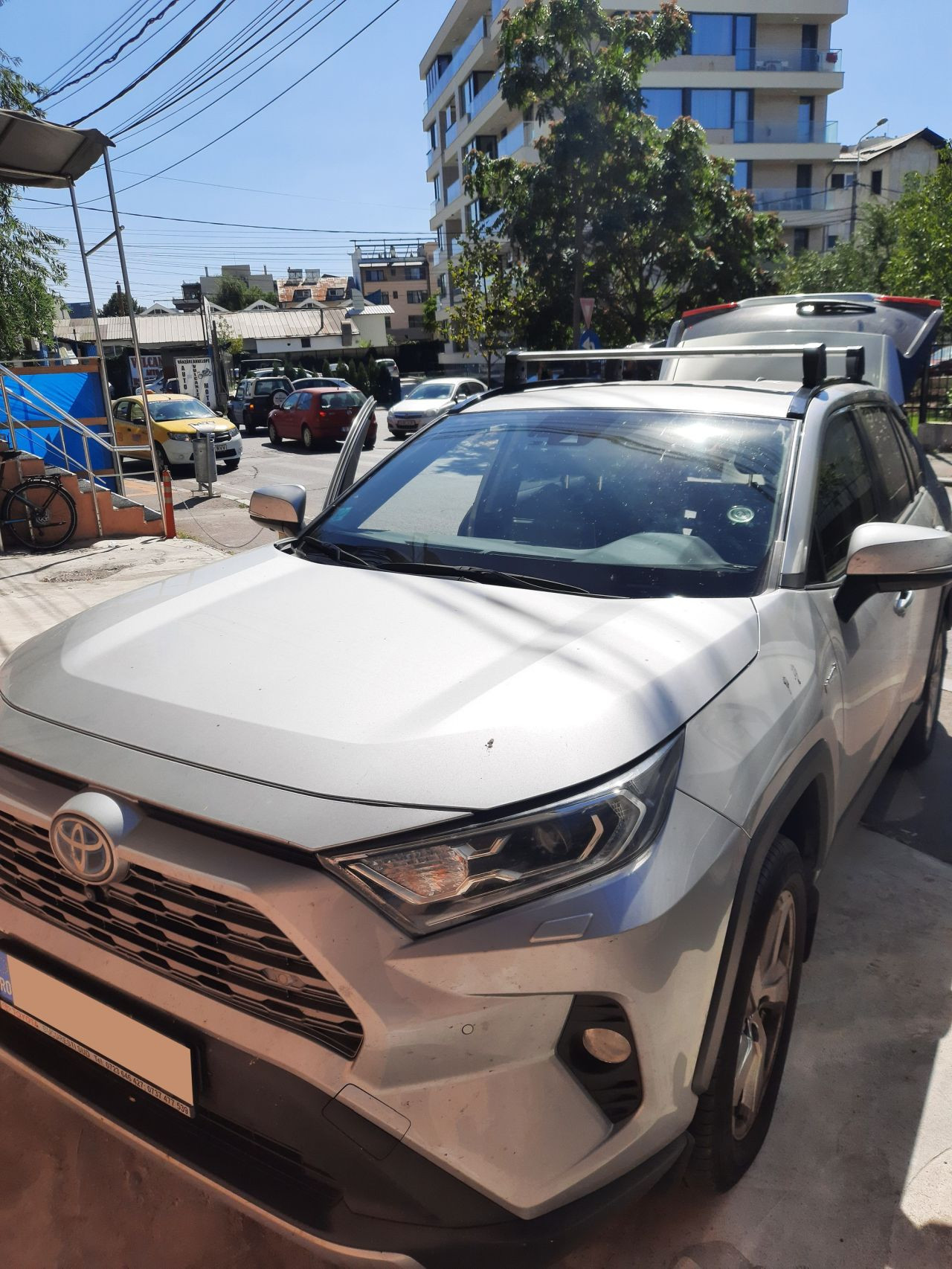 Toyota RAV 4 bare transersale Menabo OE dedicate