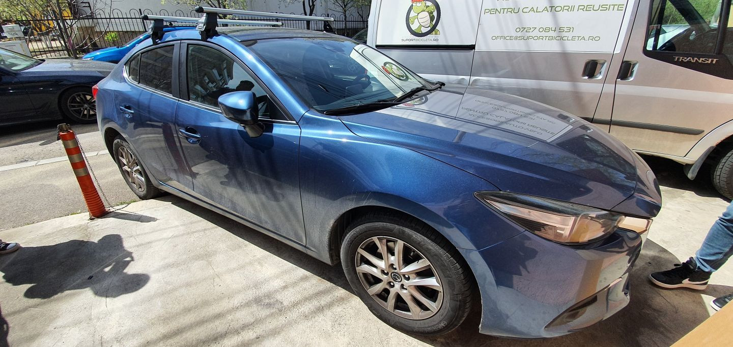 Mazda 3 bare transversale Menabo Tema