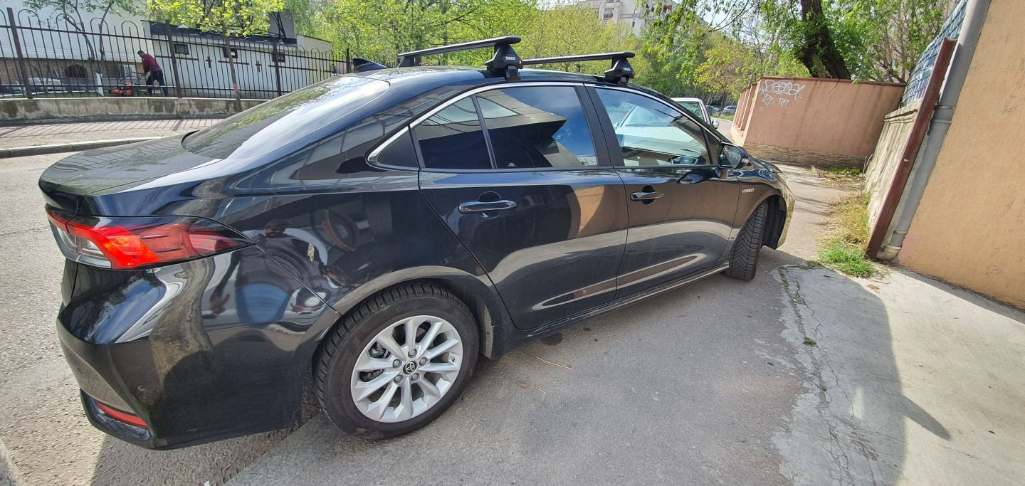 Toyota Corolla bare transversale Thule Evo Clamp