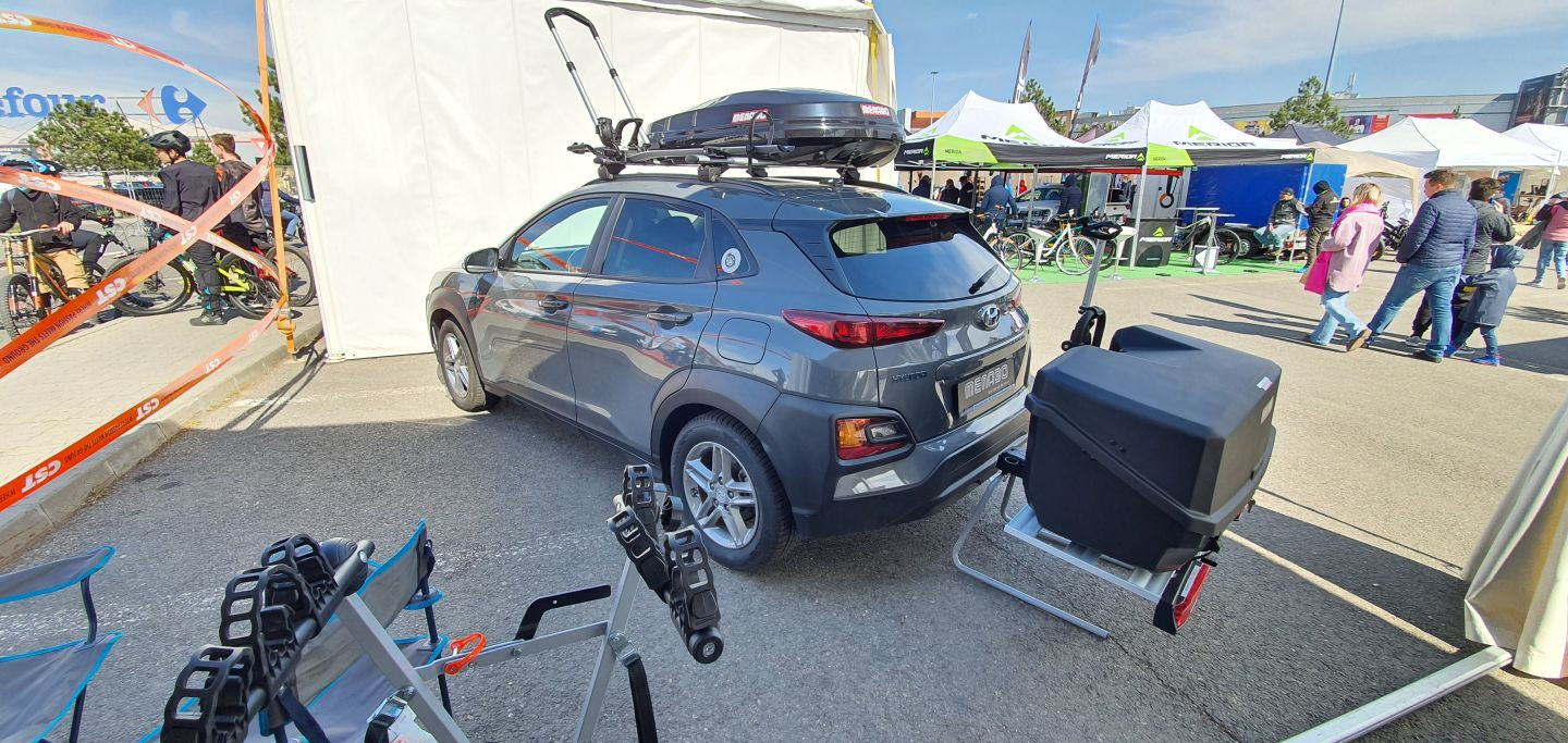 Hyundai Kona cutie portbagaj Menabo Mizar si suport bicicleta