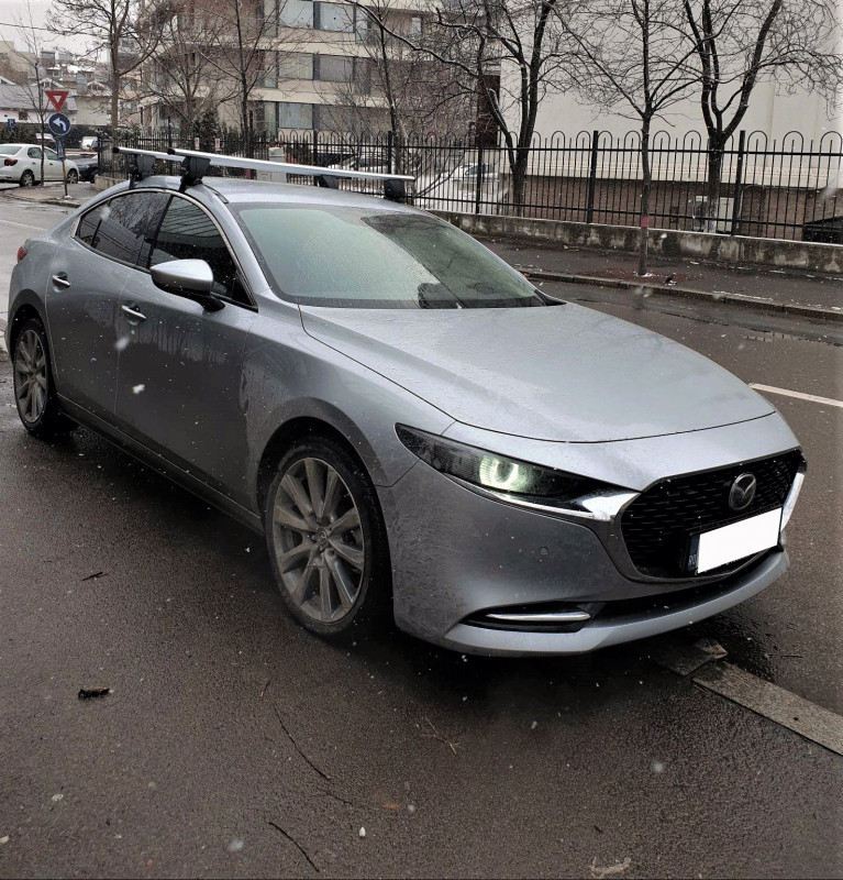 Mazda 3 bare transversale Menabo Tema