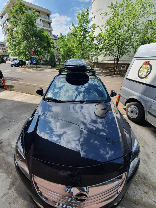 Opel Insignia bare transversale Menabo Tiger si cutie portbagaj Menabo Mania
