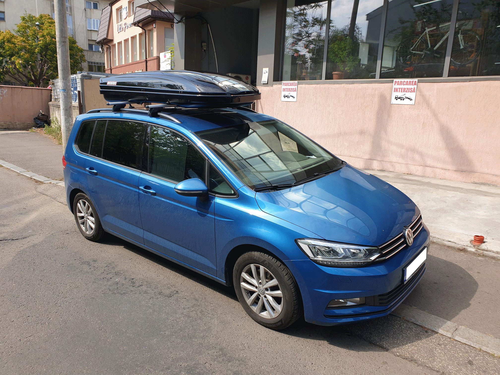 Volkswagen Touran bare transversale Menabo Sherman si cutie portbagaj Menabo Mania