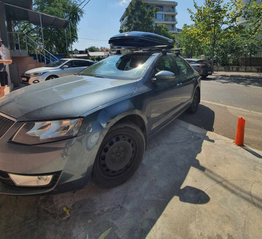 Skoda Octavia bare transversale Menabo Sherman si cutie portbagaj Carbon Look