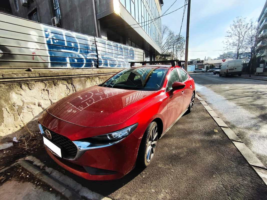 Mazda 3 bare transversale Menabo Delta Black
