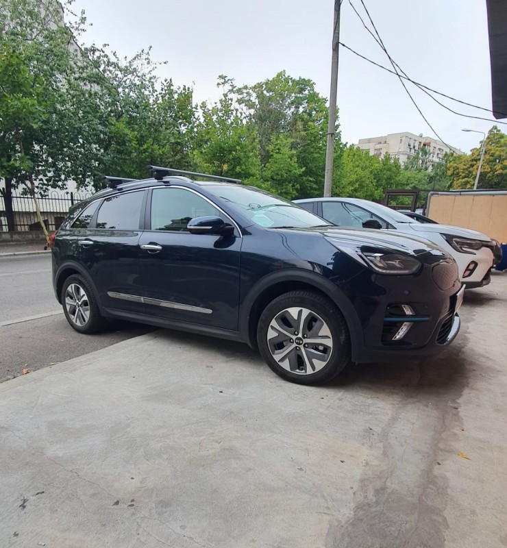 Kia Niro bare transversale Menabo Lince Silver XL