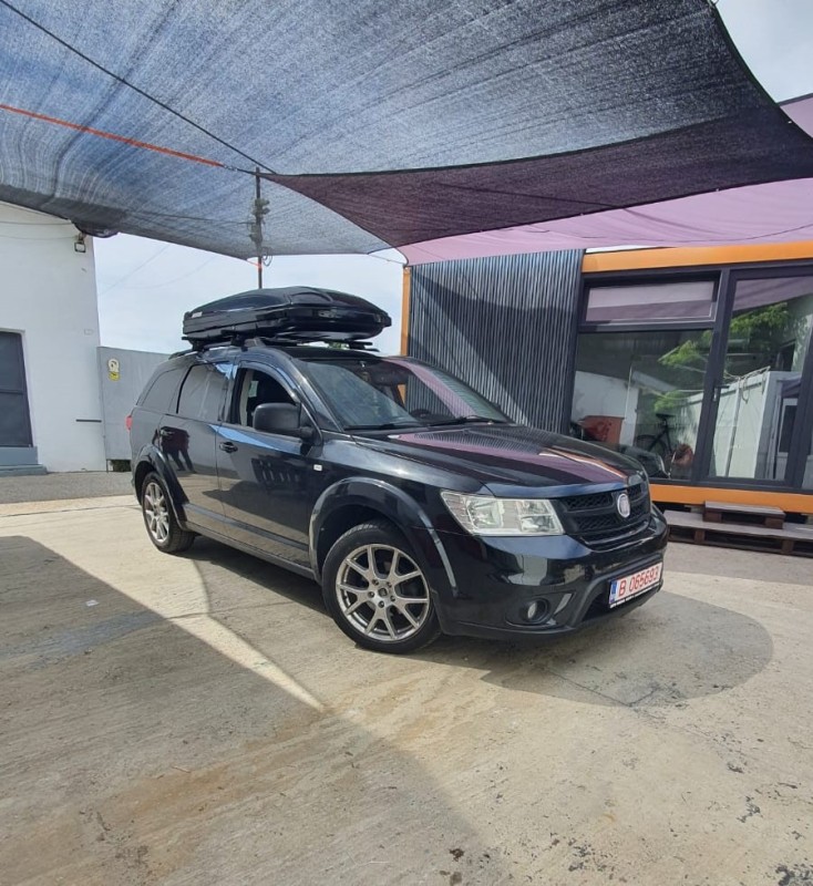 Fiat Freemont bare transversale Menabo Fender Black XL si cutie portbagaj Menabo Mania 580 ABS