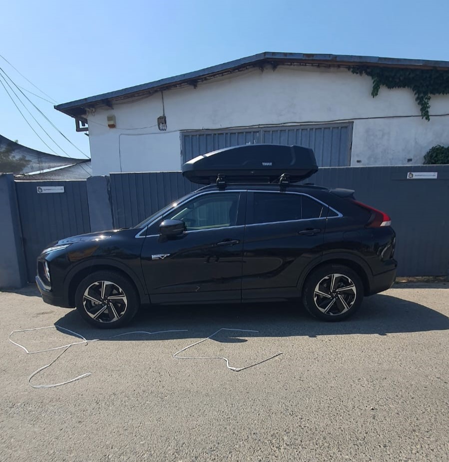 Mitsubishi Eclipse Cross cutie portbagaj Thule Force XT S