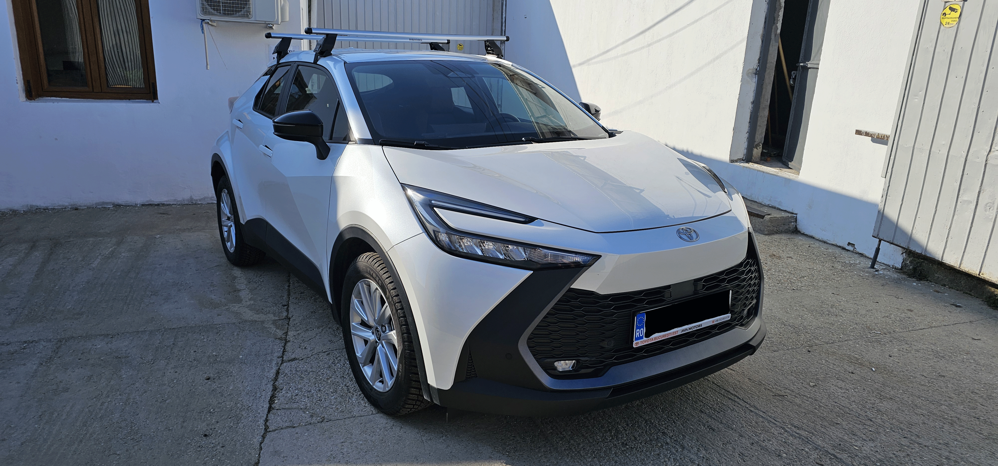 Toyota C-HR bare portbagaj Menabo Tema aluminiu