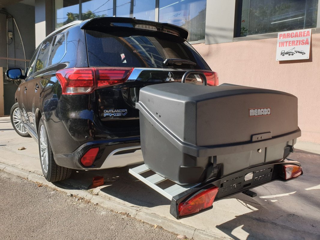 Mitsubishi Outlander with a Menabo Alcor 3 towbar bike rack and a Menabo Mizar cargo box