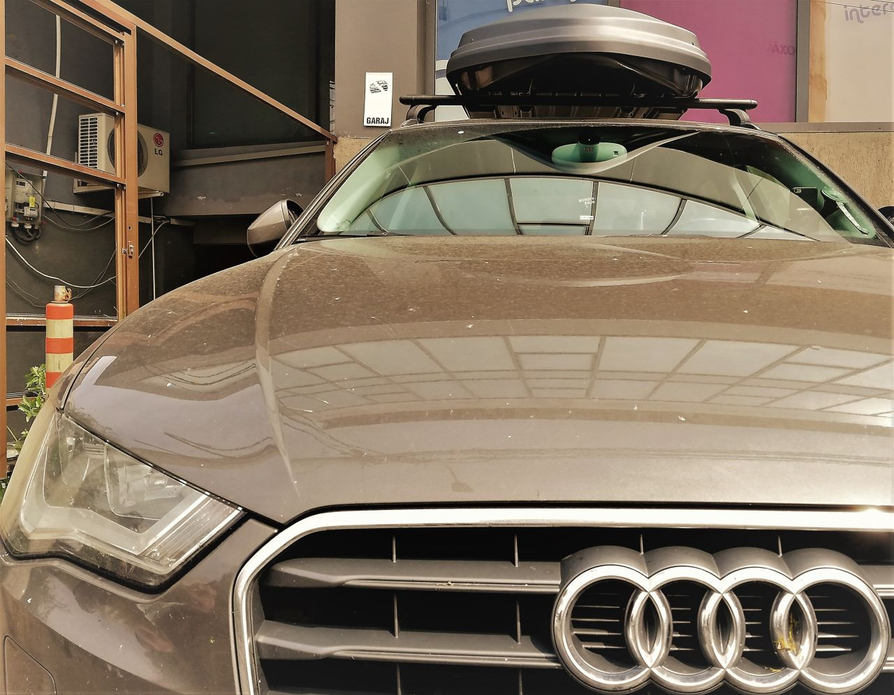 Audi A3 cutie portbagaj Menabo Diamond Dark