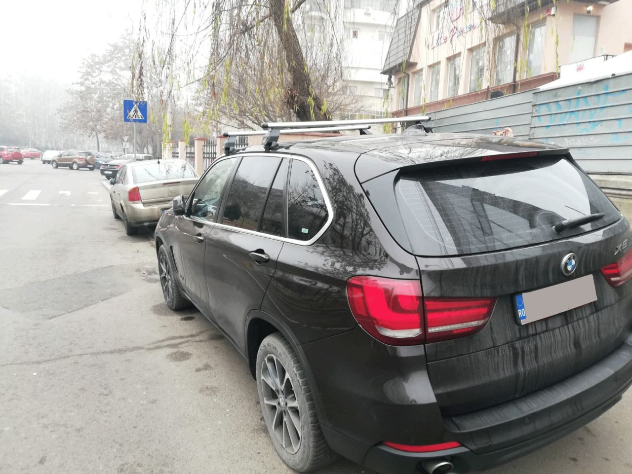 BMW X5 bare transversale Menabo Tema
