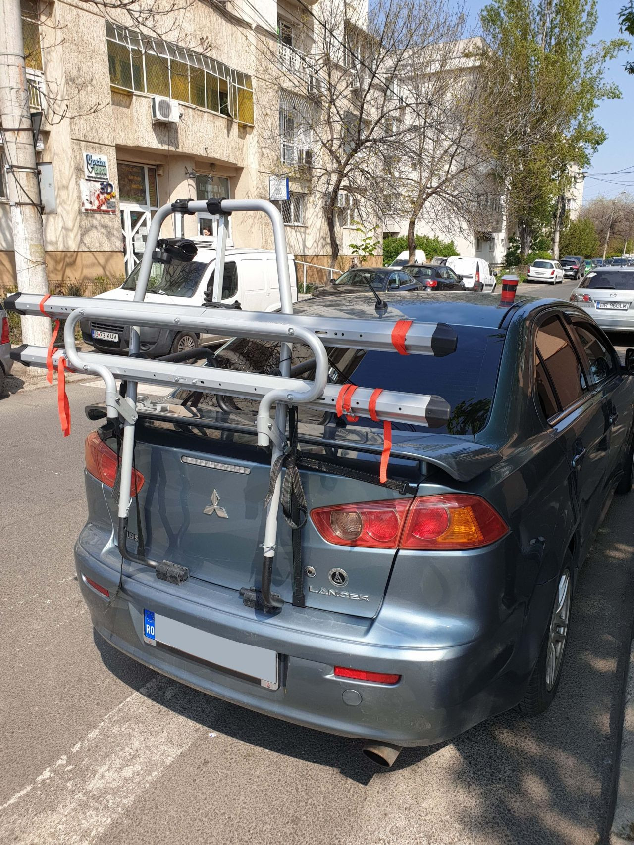 Mitsubishi Lancer suport bicicleta Menabo Steel Bike