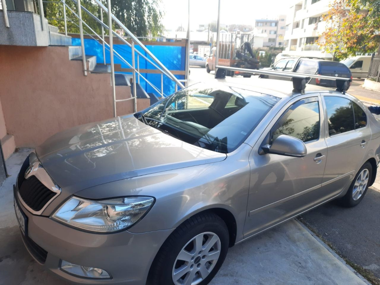 Skoda Octavia bare transversale Menabo Delta Silver