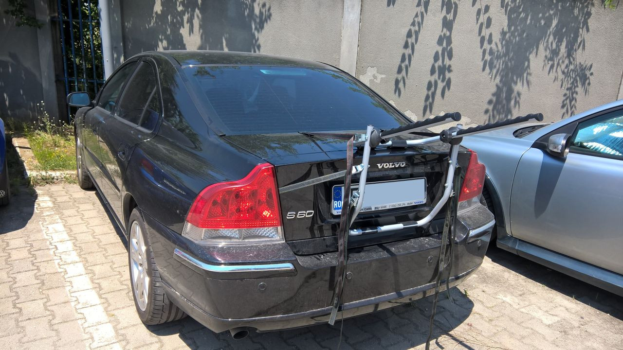 Volvo S60 suport bicicleta Menabo Biki