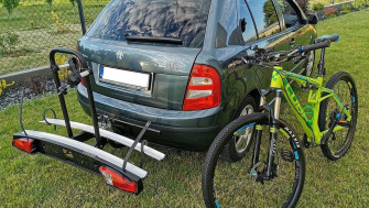 Skoda Fabia suport bicicleta pe carlig Menabo Merak