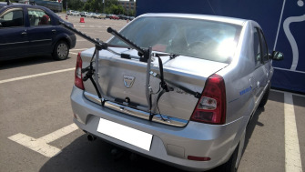 Dacia Logan suport bicicleta Menabo Biki