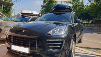 Porsche Macan bare transversale Menabo Tiger si cutie portbagaj Menabo Diamond