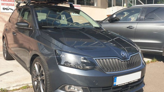Skoda Fabia bare transversale Menabo Tema si cutie portbagaj Menabo Diamond