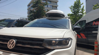 Volkswagen T-Cross bare transversale Menabo Brio si cutie portbagaj Menabo Mania
