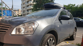 Nissan Qashqai bare transversale Menabo Sherman si cutie portbagaj Menabo Marathon