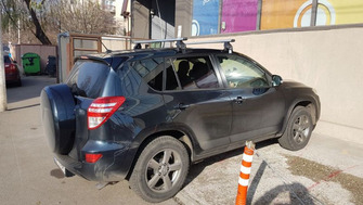 Toyota Rav4 bare transversale Menabo Tema