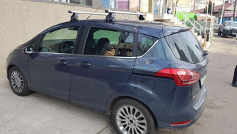 Ford B-Max bare transversale Menabo Tema
