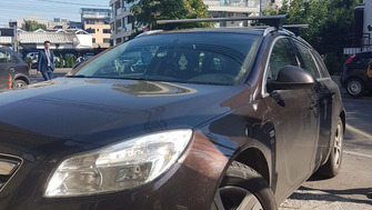 Opel Insignia bare transversale Menabo Leopard