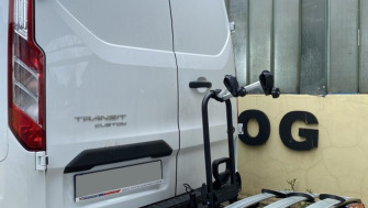 Ford Transit suport bicicleta pe carlig Menabo Alcor 3