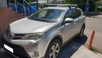 Toyota RAV4 bare transversale Menabo Tema