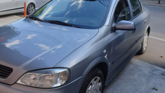 Opel Astra G bare transversale Menabo Delta si cutie portbagaj Menabo Mania