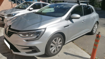 Renault Megane bare transversale Menabo Tema