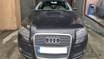 Audi A3 bre transversale Menabo Tema si cutie portbagaj Menabo Mania