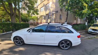 Audi A4 bare transversale Menago Tiger Black XL si suport bicicleta Thule FreeRide 532