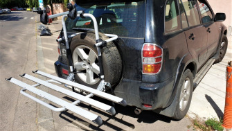 Toyota RAV4 suport bicicleta pe roata de rezerva Menabo BOA 3