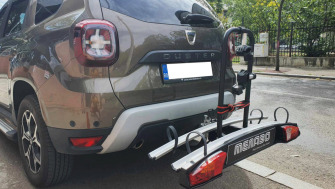 Dacia Duster suport bicicleta pe carlig Menabo Merak