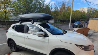 Nissan Qashqai bare transversale Menabo Tema si cutie portbagaj Menabo Marathon