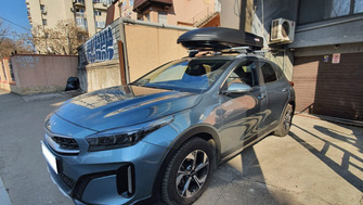 KIA XCeed bare transversale Menabo Leopard si cutie portbagaj Menabo Marathon