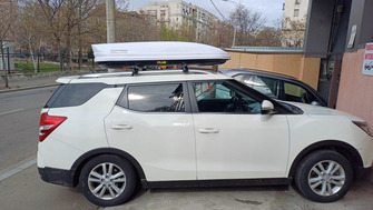 SsangYong XLV bare transversale Menabo Brio si cutie portbagaj Menabo Mania