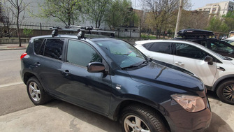 Toyota RAV4 bare transversale Menabo Tema si suport bicicleta Thule FreeRide 532