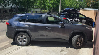 Toyota RAV4 bare transversale Menabo OE dedicate