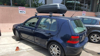 Volkswagen Golf bare transversale K39 si cutie portbagaj Carbon Look 320