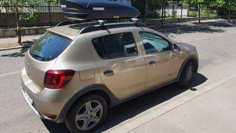 Dacia Sandero bare transversale Menabo Brio si cutie portbagaj Menabo Marathon