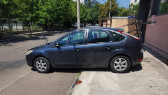 Ford Focus suport bicicleta pe haion Menabo Viper